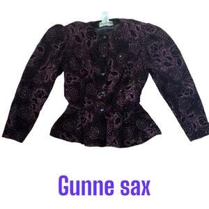 Gunne Sax black and purple velour blazer woman’s small peplum shoulder pads Vint